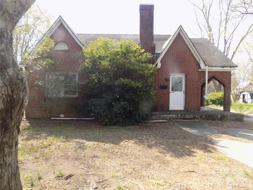 303 W Church St, Cherryville, NC, 28021-2807 | Card Image