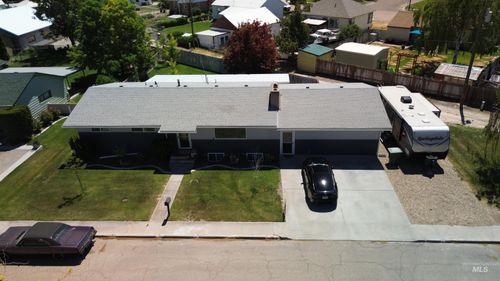 813 Reece Ave, Nyssa, OR, 97913-3618 | Card Image