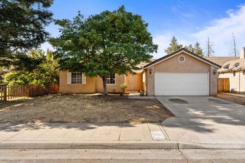 4279 W Providence Ave, Fresno, CA, 93722-6870 | Card Image