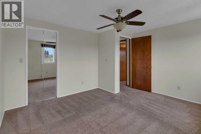 116 Silver Crest Dr Nw, Townhouse with 3 bedrooms, 2 bathrooms and 1 parking in Calgary AB | Image 16