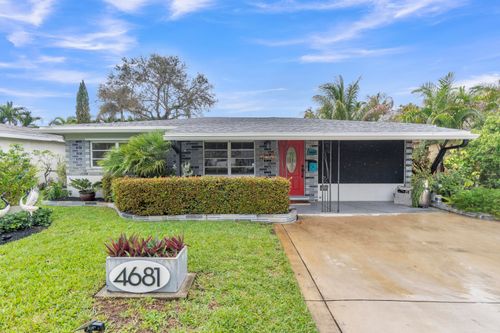 4681 Ne 5th Ave, Fort Lauderdale, FL, 33334-2317 | Card Image