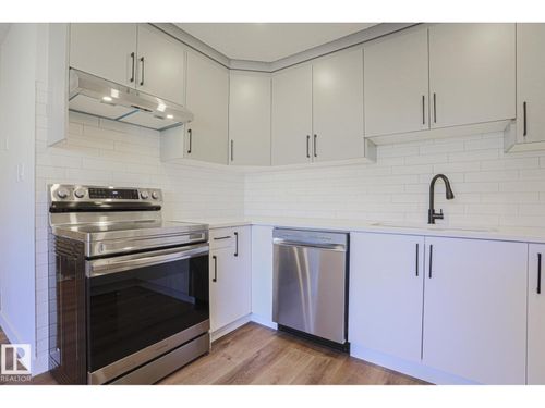 3237 132a Ave Nw, Edmonton, AB, T5A3K4 | Card Image