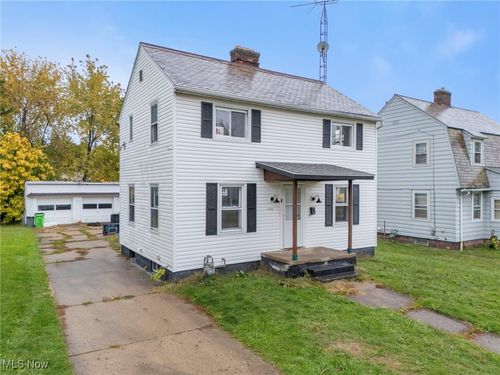 834 Devine St, Alliance, OH, 44601-4224 | Card Image