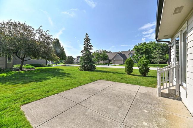 B - 540 Mc Aurther Lane, Condo with 2 bedrooms, 2 bathrooms and null parking in Brookfield WI | Image 18