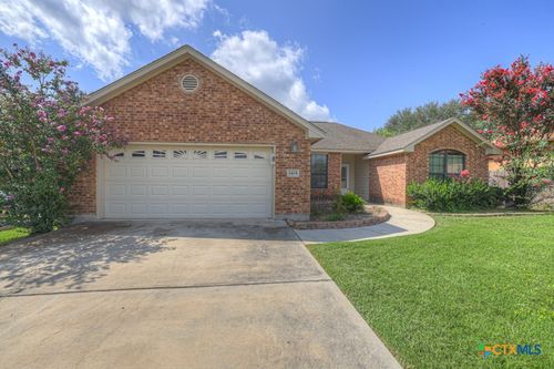 1415 Allison Dr, New Braunfels, TX, 78130-7710 | Card Image