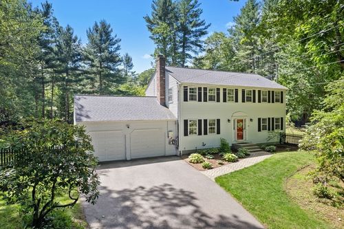 539 Fiske St, Holliston, MA, 01746-2025 | Card Image