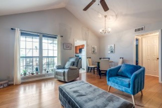 APT-1102 - 2835 Keller Springs Rd, Condo with 2 bedrooms, 1 bathrooms and null parking in Carrollton TX | Image 4