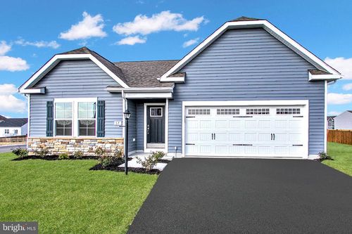 cranberry-ii-TBB Edinburgh Court, CHARLES TOWN, WV, 25414 | Card Image