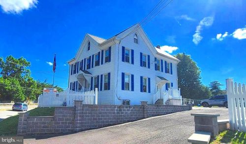 127 Second Ave, COLLEGEVILLE, PA, 19426-2608 | Card Image
