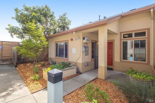 455 Sequoia Ln, Sebastopol, CA, 95472-2716 | Card Image