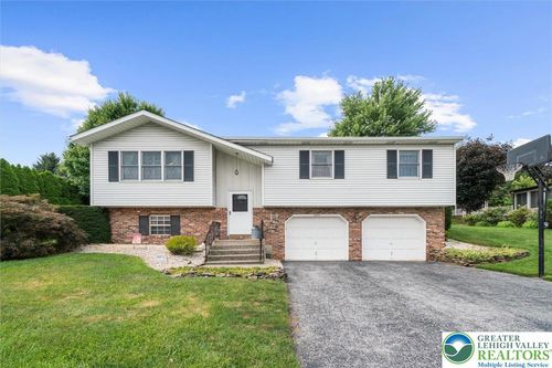 3309 Center St, Whitehall, PA, 18052-2837 | Card Image