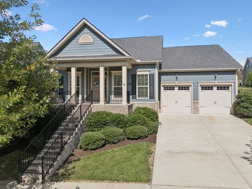8013 Brookpark Ave, Franklin, TN, 37064-1493 | Card Image