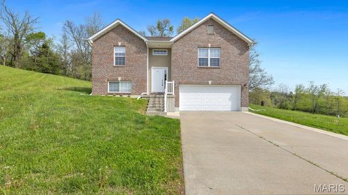 711 Sawyer Ter, New Haven, MO, 63068-1055 | Card Image