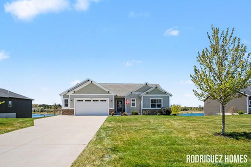 9361 Shoreway Dr, West Olive, MI, 49460-8867 | Card Image