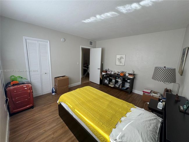 APT-5 - 115 Calabria Ave, Condo with 1 bedrooms, 1 bathrooms and null parking in Coral Gables FL | Image 11