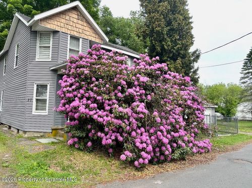 27 Fox Street, Carbondale, PA, 18407 | Card Image