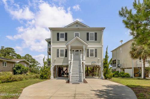 5106 E Yacht Dr, Oak Island, NC, 28465-5157 | Card Image