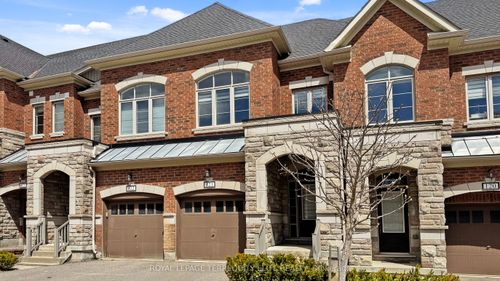 121-1331 Major Mackenzie Drive, Vaughan, ON, L6A3Z1 | Card Image