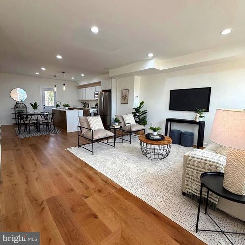 3435 Dupont Ave, BALTIMORE, MD, 21215-6317 | Card Image