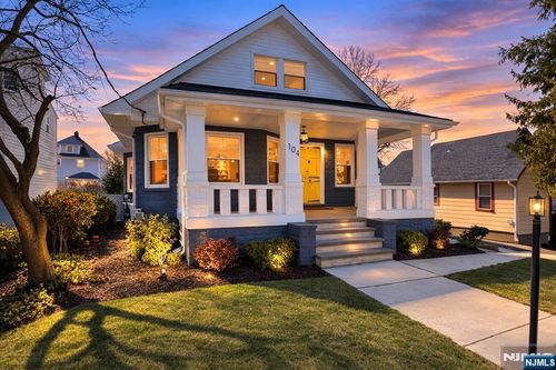 104 Walter Ave, Hasbrouck Heights, NJ, 07604-1124 | Card Image