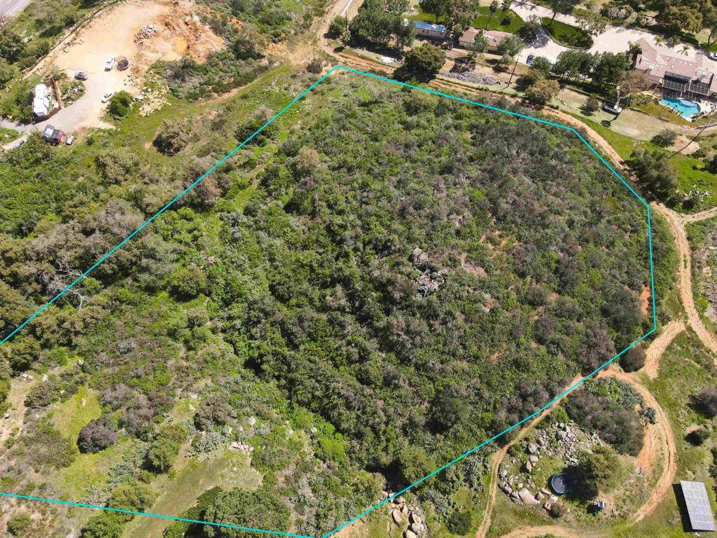 Land in Valley Center