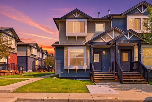 904-2066 Luxstone Blvd Sw, Airdrie, AB, T4B0L1 | Card Image