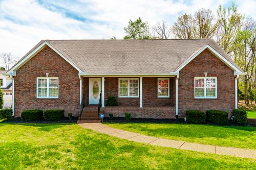 251 Allen Dr, Greenbrier, TN, 37073-5254 | Card Image