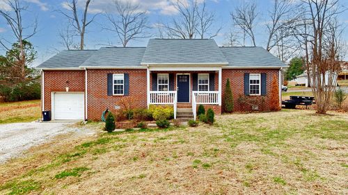 146 Sherron Dr, DICKSON, TN, 37055-1147 | Card Image