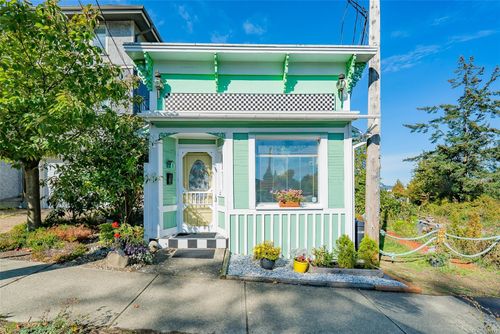 660 Albert St, Nanaimo, BC, V9R2W4 | Card Image
