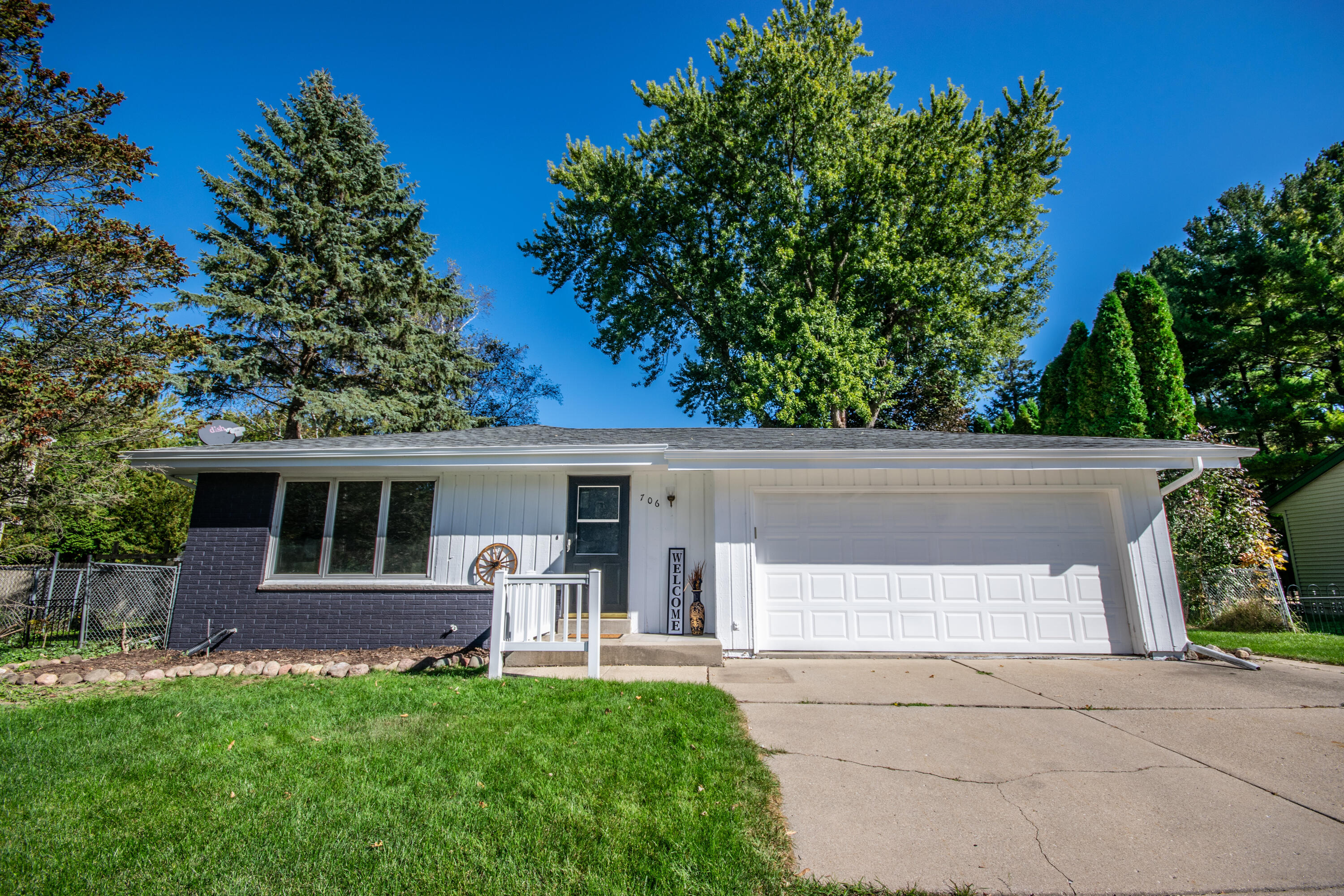 Pleasantwood Dr, Kewaskum, WI 53040