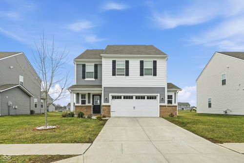 9681 Crossfield Rd, Avon, IN, 46123-5588 | Card Image