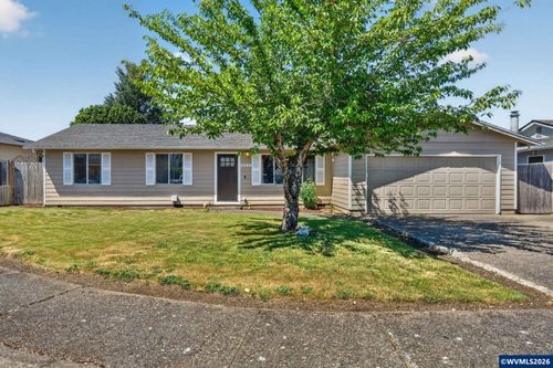 4527 Garden Ct Se, Salem, OR, 97317 | Card Image