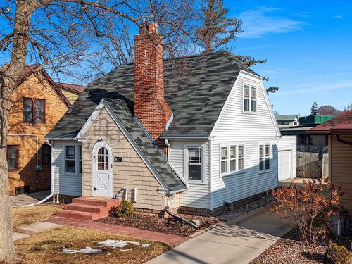 827 Catherine Street, ALLOUEZ, WI, 54301 | Card Image