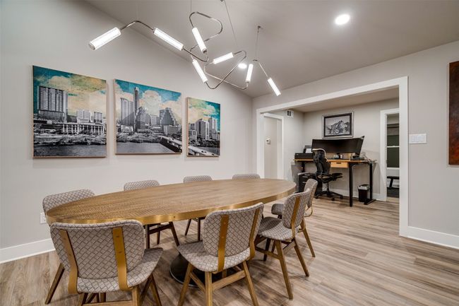 11 Sunset Trl, House other with 3 bedrooms, 3 bathrooms and 12 parking in Sunset Valley TX | Image 17