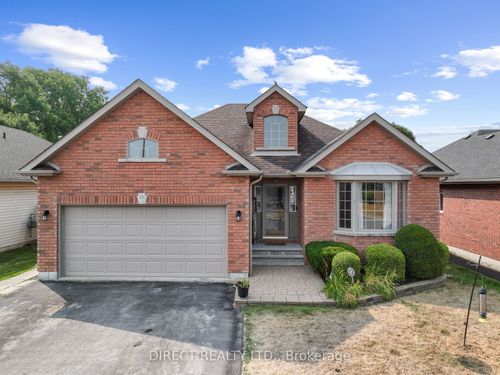 13 Finch Dr, Belleville, ON, K8P5N4 | Card Image