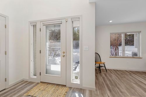 14 Sterling Springs Dr, White River Junction, VT, 05001-2970 | Card Image