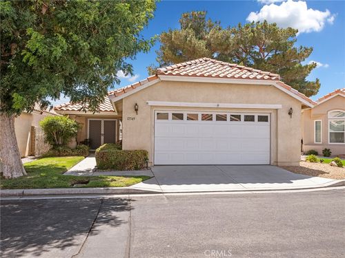 11549 Softwind Ct, Apple Valley, CA, 92308-4927 | Card Image