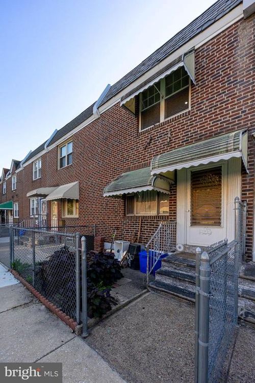 1716 S Newkirk St, PHILADELPHIA, PA, 19145-1627 | Card Image