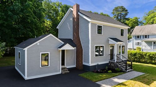 95 Greenwood Avenue, Wakefield, MA, 01880 | Card Image