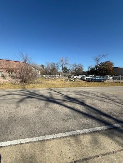 0 Emnora Ln, Houston, TX, 77080 | Card Image