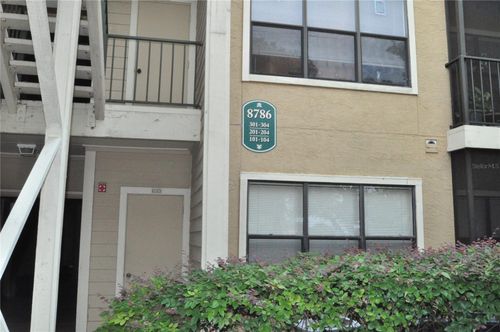 apt-303-8786 Key Biscayne Dr, TAMPA, FL, 33614-2214 | Card Image