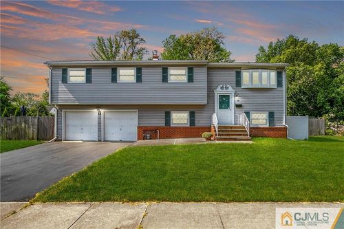 12 Thorne Pl, Middletown, NJ, 07748-1409 | Card Image