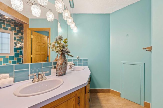 1108 Premier Way Sw, House detached with 4 bedrooms, 3 bathrooms and 4 parking in Calgary AB | Image 27