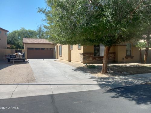 3947 W Roundabout Cir, Chandler, AZ, 85226-5947 | Card Image