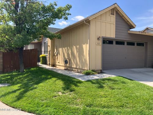 5651 Hunting Creek Way, Sparks, NV, 89436-1800 | Card Image