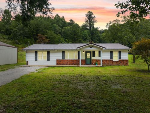 691 Buck Crk, Booneville, KY, 41314-7332 | Card Image