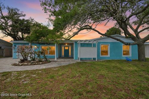 433 Blakey Blvd, Cocoa Beach, FL, 32931-2803 | Card Image