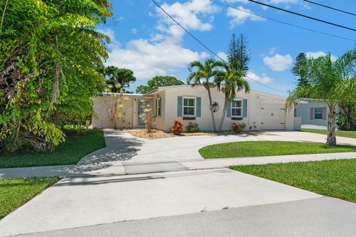 3248 Se Monte Vista St, Port St Lucie, FL, 34952-6113 | Card Image