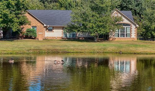 200 Stonecrest Ln, Russellville, AR, 72802-2158 | Card Image