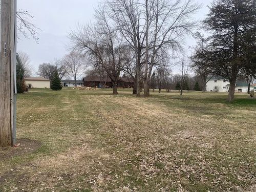 xxx E Main St, Belle Plaine, MN, 56011 | Card Image